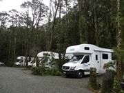 ミルフォードサウンドロッジキャンピングカーサイト